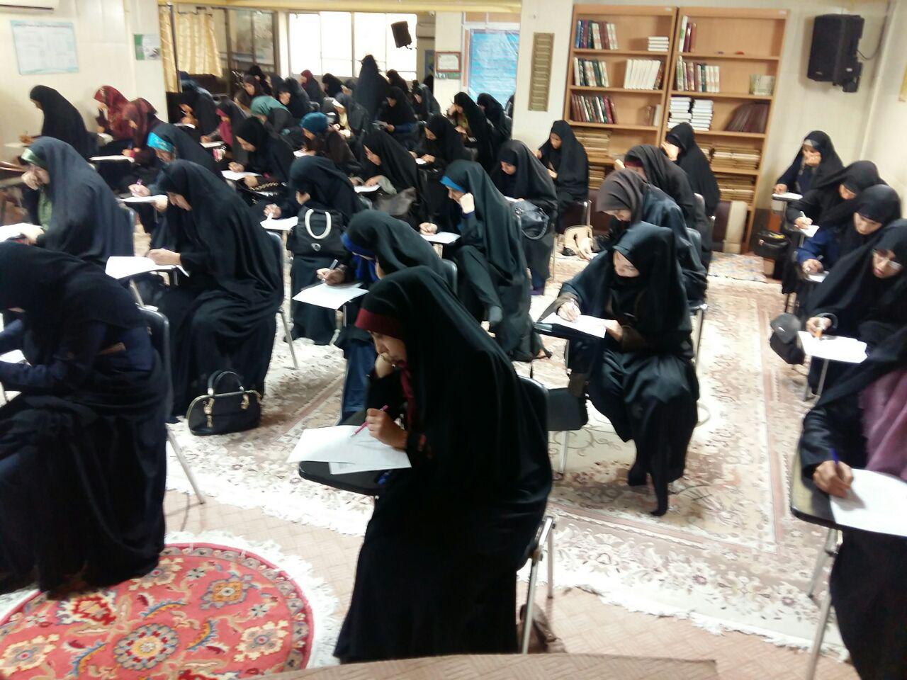 برگزاری مرحله کتبی آزمونهای دوره ای مهد قرآن کریم
