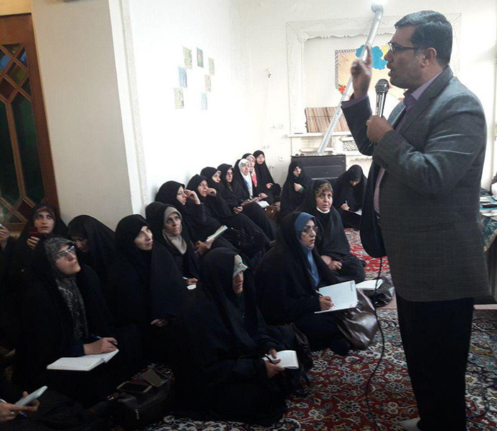 برگزاری جلسه توان افزایی مربیان مراکز  مؤسسه مهد قرآن کریم و ولایت با حضور قاری بین المللی و برجسته قرآن کریم دکتر علی اصغر شعاعی